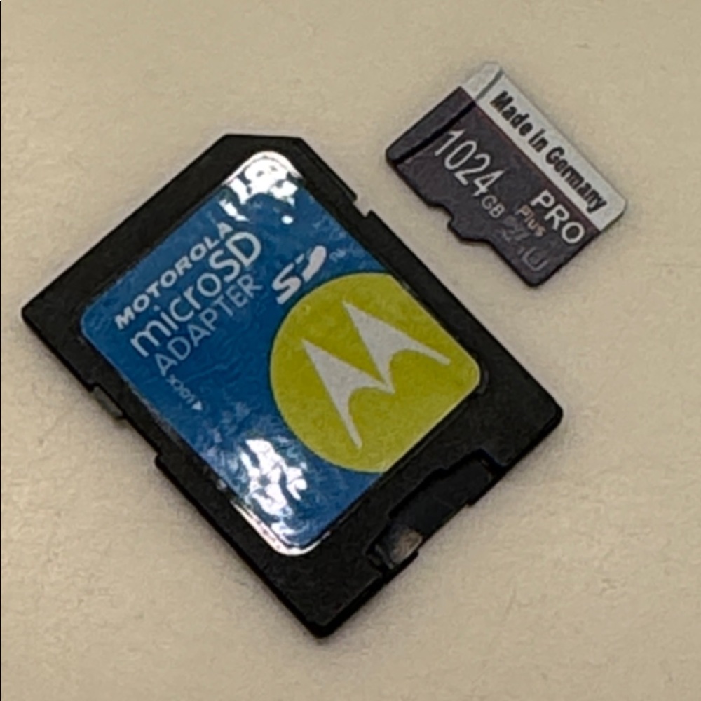 1024gb Micro Card SD + Adapter Bundle